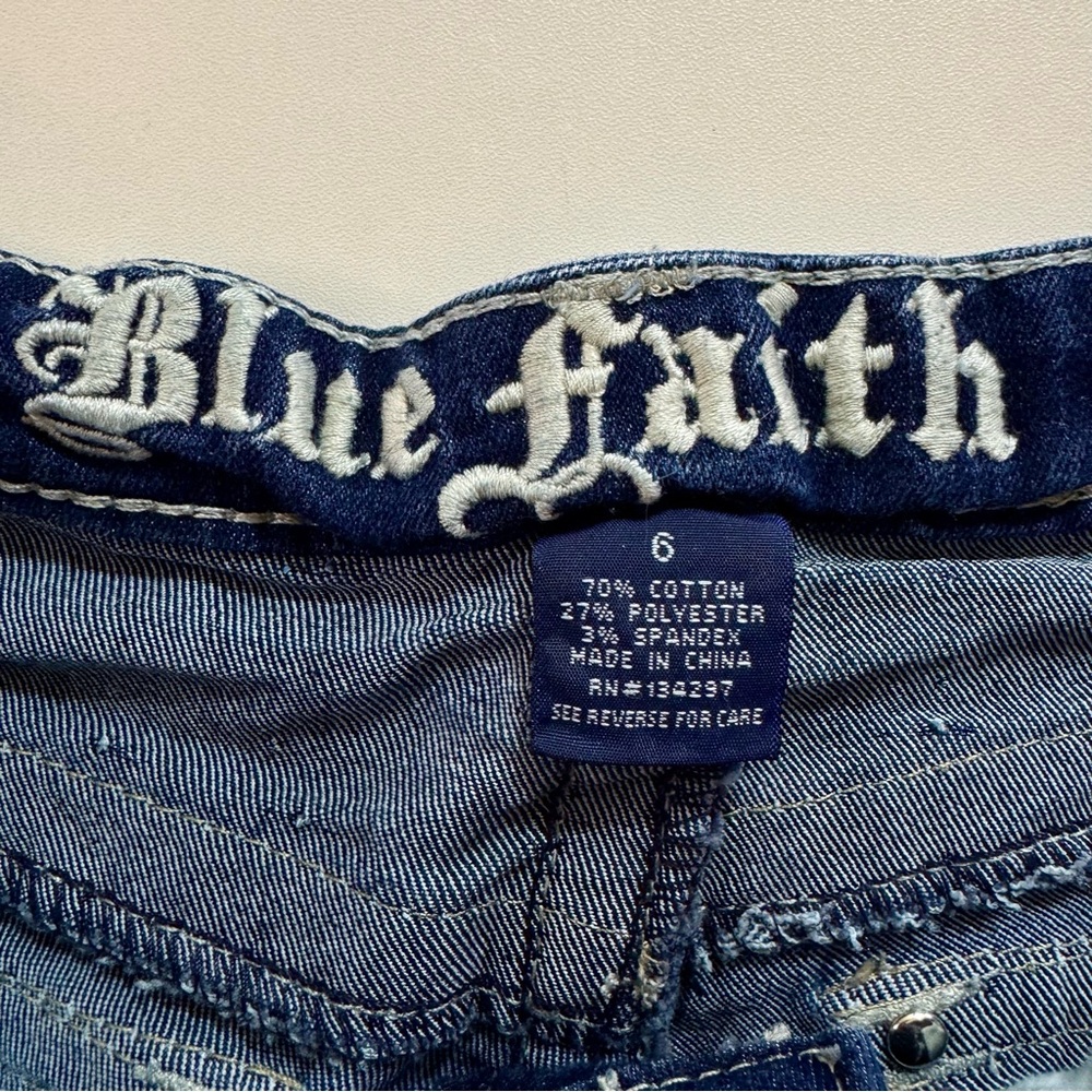 Blue Faith Rhinestone Bedazzled Jeans Size 6 Junior - Picture 10 of 15